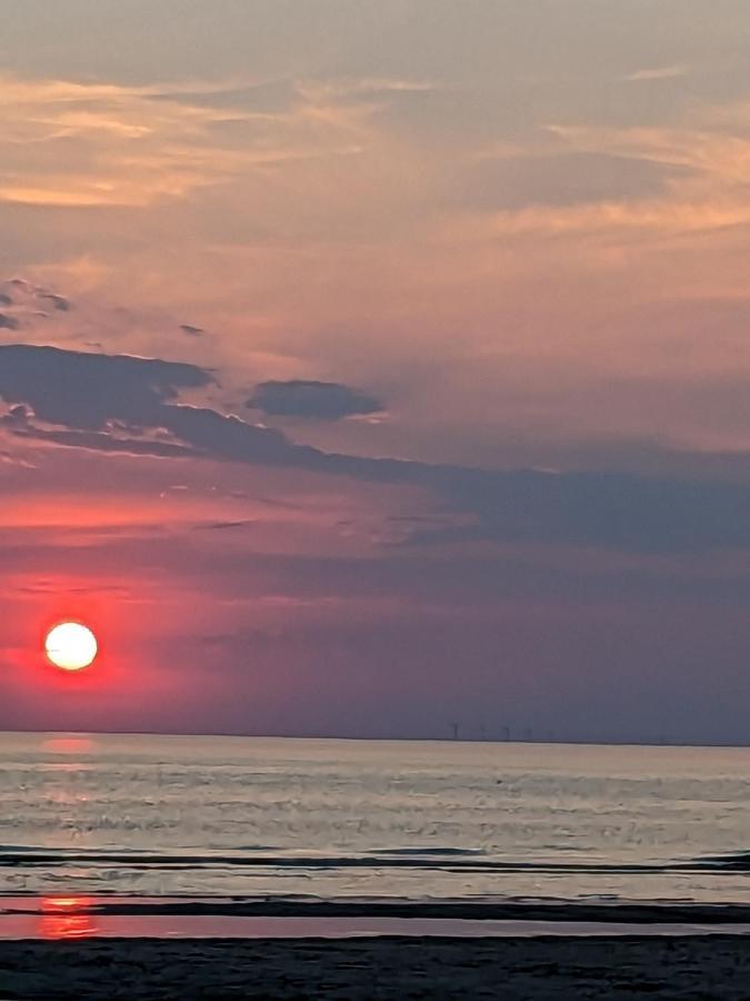 Zomerhuis In Wijk Aan Zee! 2 Pers Exterior foto